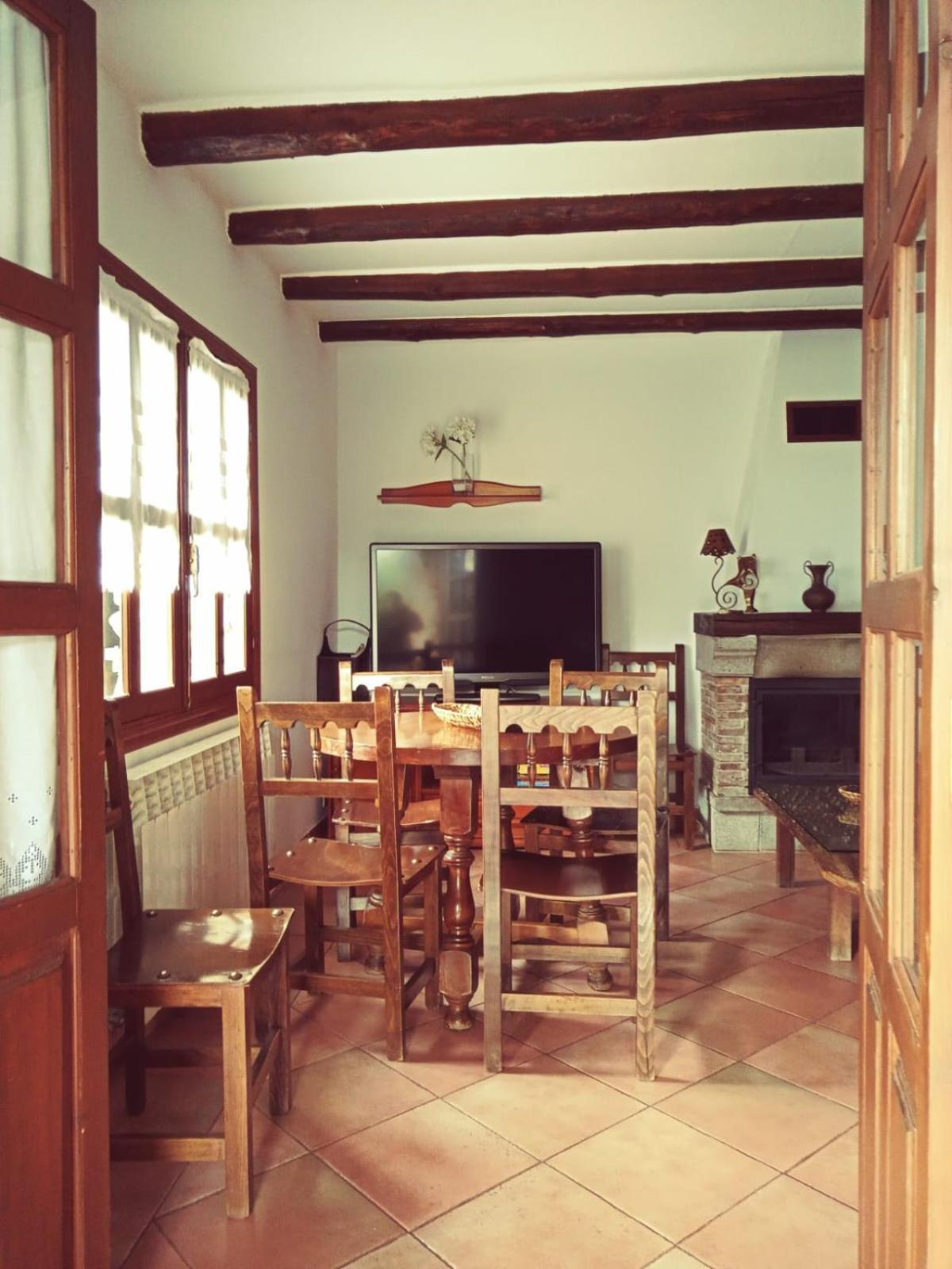 La Simona Casa Rural Perales del Puerto Exterior foto
